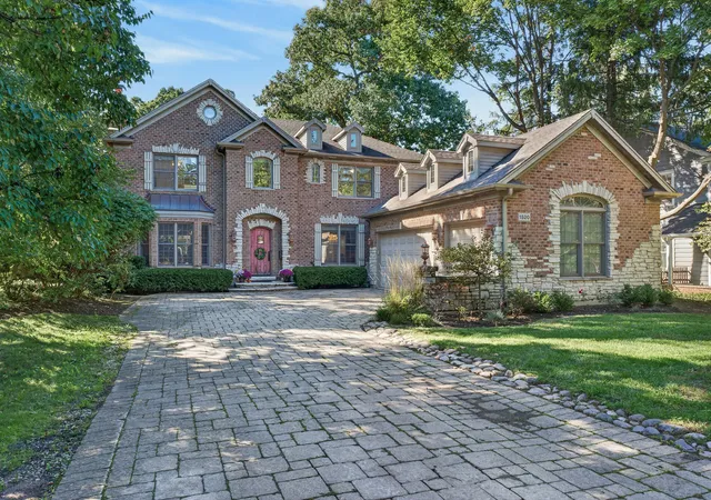 Photo 1 of Mansion for sale at 1520 Oakwood Ave, Highland Park, IL 60035 | MLS# 12747315 | Listing updated on 2026-10-07