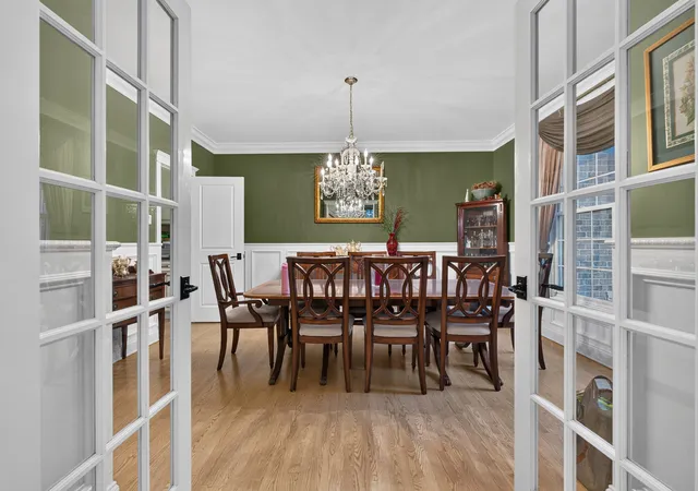 Photo 3 of Single family home for sale at 1520 Oakwood Ave, Highland Park, IL 60035 | MLS# 12747315 | Listing updated on 2026-10-07
