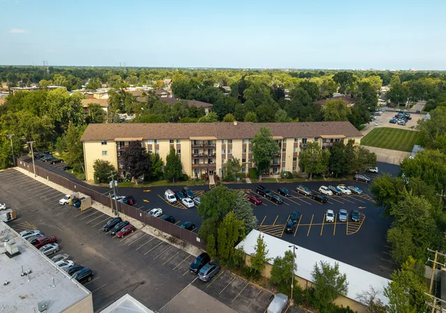 Photo 3 of Condo for sale at 650 Murray Ln #210, Des Plaines, IL 60016 | MLS# 12747324 | Listing updated on 2026-09-13