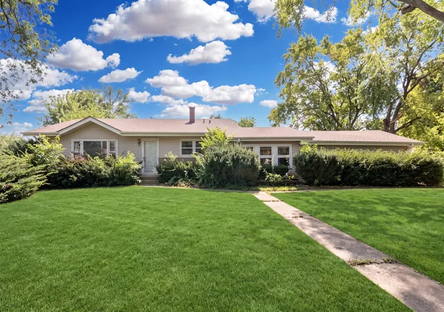 Photo 3 of Single family home for sale at 15949 S Howard St, Plainfield, IL 60586 | MLS# 12747333 | Listing updated on 2026-09-14