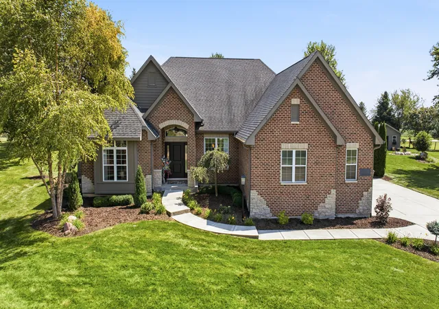 Single family home for sale at 11286 Brighton Oaks Dr, Yorkville, IL 60560 | MLS# 12747337