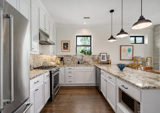 Photo 4 of Sale Pending at 2659 W Iowa St #3, Chicago, IL 60622 | MLS# 12747338 | Listing updated on 2026-10-01