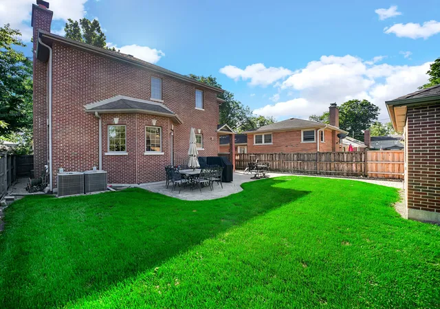 Photo 2 of Single family home for sale at 708 S Lincoln Ave, Park Ridge, IL 60068 | MLS# 12747343 | Listing updated on 2026-09-23