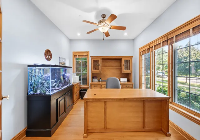 Photo 4 of Single family home for sale at 708 S Lincoln Ave, Park Ridge, IL 60068 | MLS# 12747343 | Listing updated on 2026-09-23