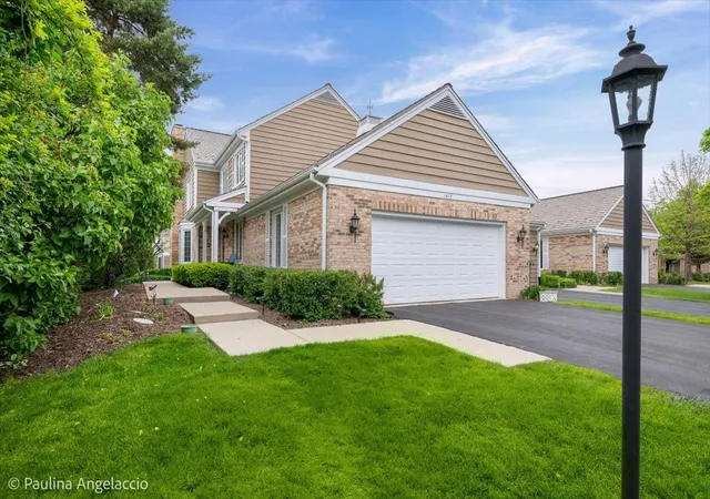 Photo 1 of Townhouse for sale at 1417 Shire Cir, Inverness, IL 60067 | MLS# 12747356 | Listing updated on 2026-10-03