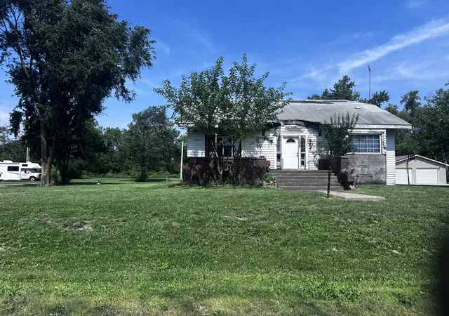 Photo 1 of Sale Pending at 211 W 1st Street S, Clarence, IL 60960 | MLS# 12747357 | Listing updated on 2026-09-02