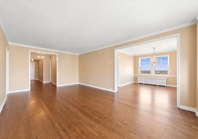Photo 4 of Condo for sale at 5555 N Sheridan Rd #1811, Chicago, IL 60640 | MLS# 12747362 | Listing updated on 2026-10-06