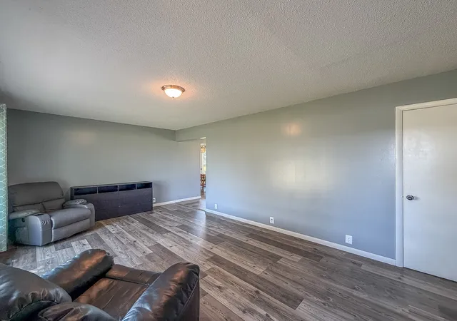 Photo 4 of Single family home for sale at 2066 County Rd 3000, Rantoul, IL 61866 | MLS# 12747386 | Listing updated on 2026-10-06