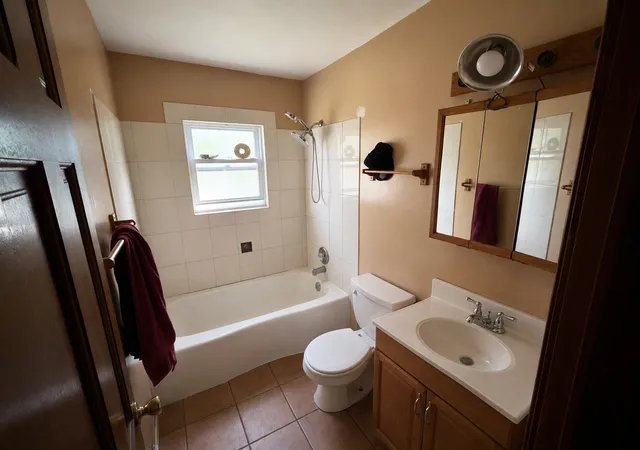 Photo 3 of Single family home for sale at 1819 167th Street, Hazel Crest, IL 60429 | MLS# 12747402 | Listing updated on 2026-09-24