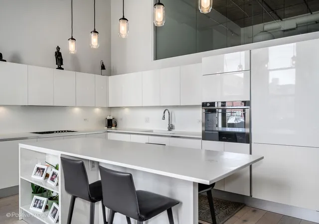 Photo 4 of Condo for sale at 758 N Larrabee St #523, Chicago, IL 60654 | MLS# 12747408 | Listing updated on 2026-09-14