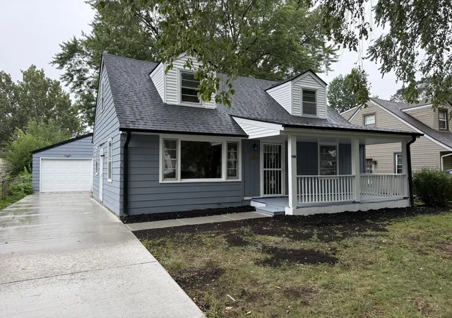 Photo 2 of Sale Pending at 1908 W Pearl Ave, Rockford, IL 61103 | MLS# 12747430 | Listing updated on 2026-09-05