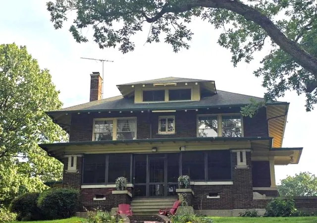 Photo 1 of Single family home for sale at 600 Buell Ave, Joliet, IL 60435 | MLS# 12747486 | Listing updated on 2026-10-02