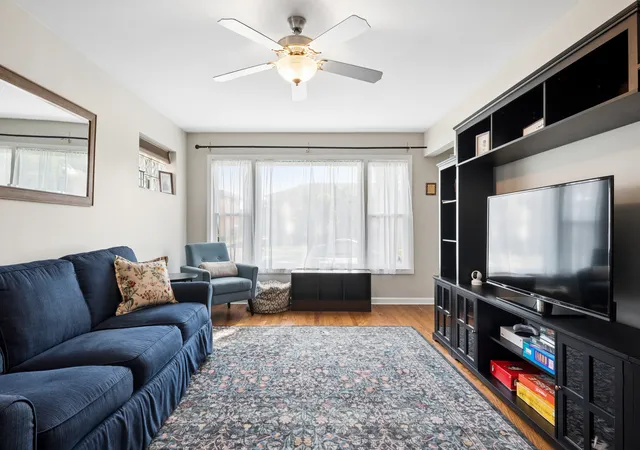 Photo 2 of Single family home for sale at 1430 Homestead Rd, La Grange Park, IL 60526 | MLS# 12747508 | Listing updated on 2026-09-23