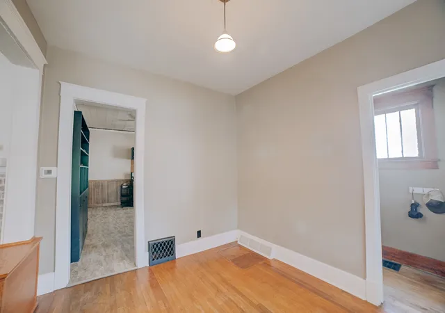 Photo 3 of Single family home for sale at 301 N 3rd Street, Watseka, IL 60970 | MLS# 12747543 | Listing updated on 2026-09-14