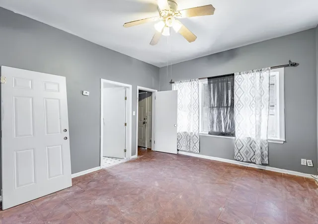 Listing Photo 4 - Condo for sale in building located at 4722 S Ada St, Chicago, IL 60609
