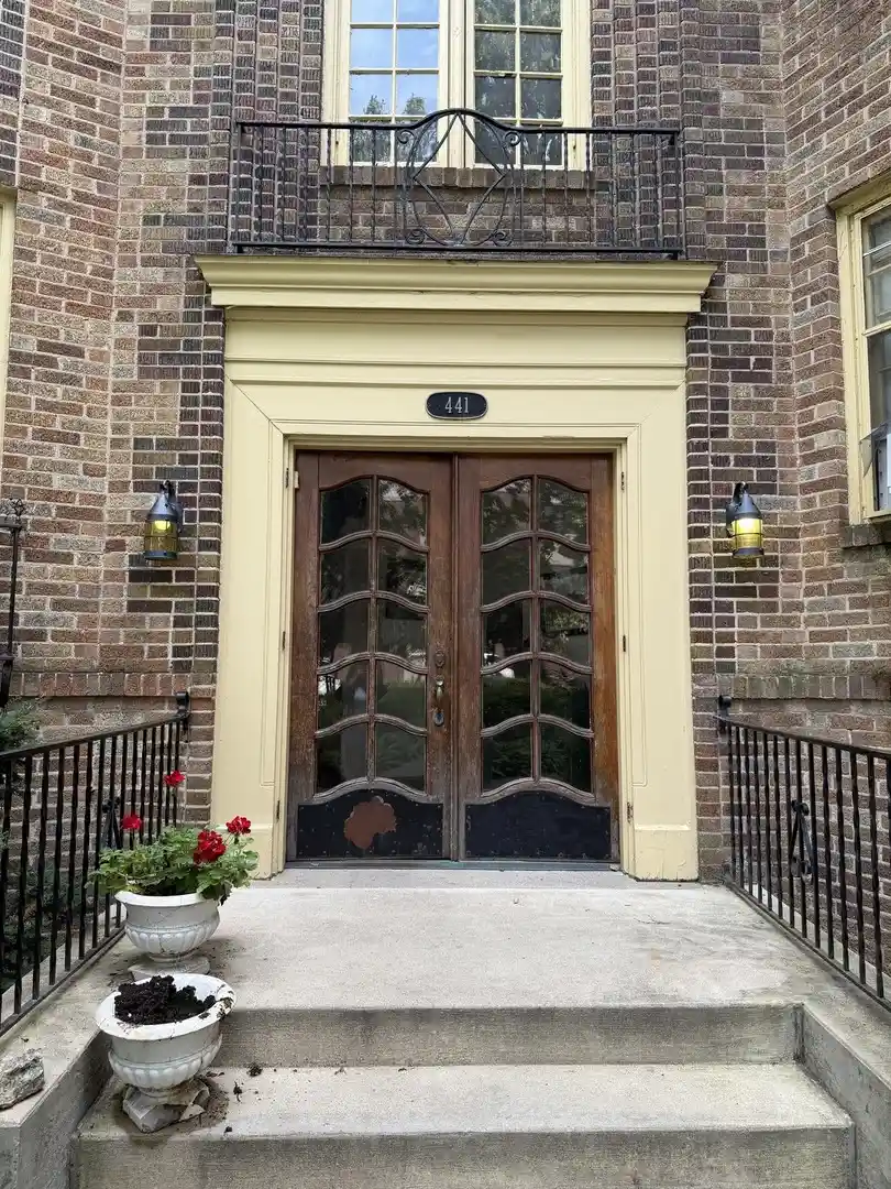 Listing Photo 2 - Condo for sale in 441 W Exchange St located at 441 W Exchange St, Freeport, IL 61032 - Unit #303