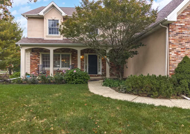 Photo 3 of Single family home for sale at 8653 Oakmont Rd, Bloomington, IL 61705 | MLS# 12747596 | Listing updated on 2026-10-22