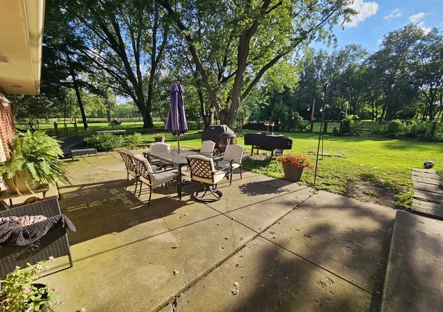Photo 29 of Single family home for sale at 210 Braeburn Rd, Barrington, IL 60010 | MLS# 12747633 | Listing updated on 2026-09-06