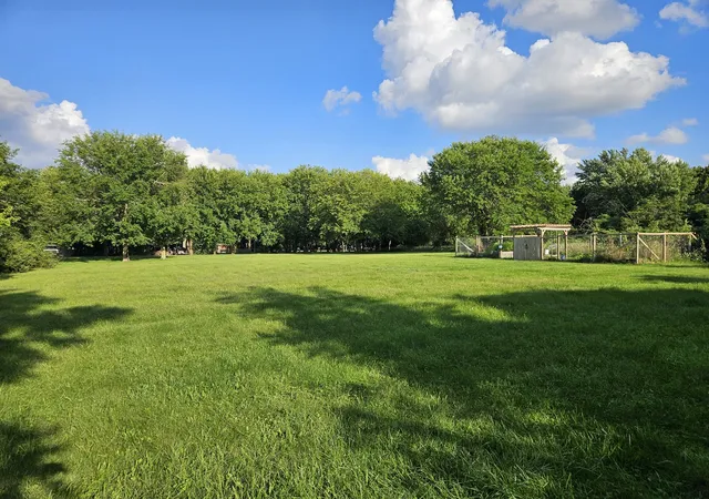 Photo 4 of Single family home for sale at 210 Braeburn Rd, Barrington, IL 60010 | MLS# 12747633 | Listing updated on 2026-09-06