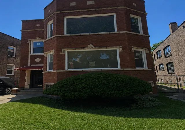 Multi family home for sale at 8718 S Kingston Ave, Chicago, IL 60617 | MLS# 12747639