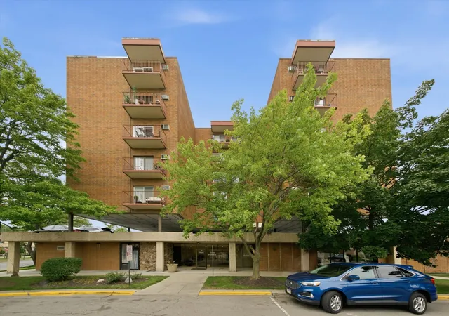 Photo 3 of Condo for sale at 7830 W North Ave #710, Elmwood Park, IL 60707 | MLS# 12747659 | Listing updated on 2026-09-06