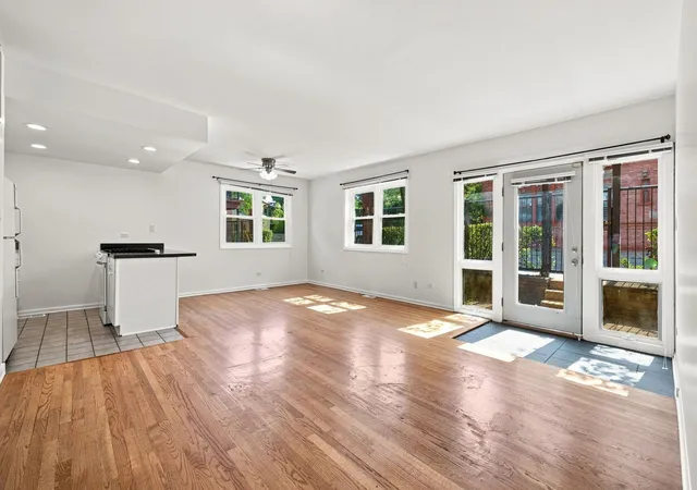 Photo 3 of Condo for sale at 1730 W Terra Cotta Pl #A, Chicago, IL 60614 | MLS# 12747687 | Listing updated on 2026-09-14