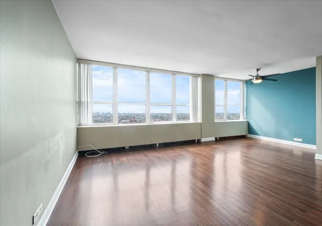Photo 4 of Condo for sale at 655 W Irving Park Rd #4003, Chicago, IL 60613 | MLS# 12747693 | Listing updated on 2026-10-20