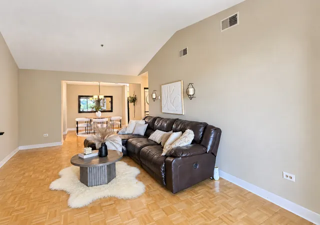 Photo 4 of Condo for sale at 720 Weidner Rd #300, Buffalo Grove, IL 60089 | MLS# 12747712 | Listing updated on 2026-09-16