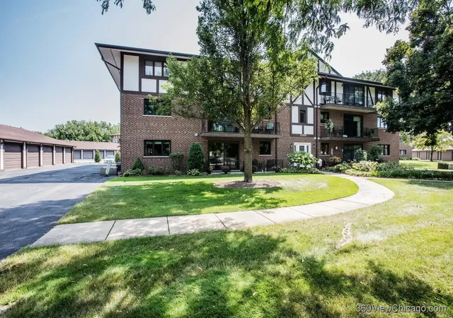 Photo 1 of Condo for sale at 11015 S Theresa Cir #3B, Palos Hills, IL 60465 | MLS# 12747766 | Listing updated on 2026-09-12