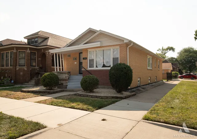 Photo 3 of Single family home for sale at 9200 S Racine St, Chicago, IL 60620 | MLS# 12747771 | Listing updated on 2026-10-01