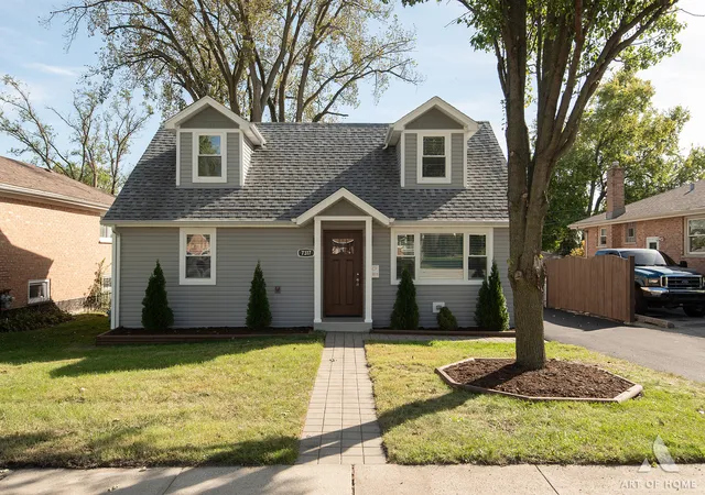 Photo 2 of Single family home for sale at 7317 W 114th Street, Worth, IL 60482 | MLS# 12747781 | Listing updated on 2026-10-06