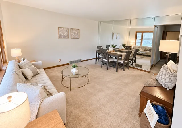 Photo 3 of Single family home for sale at 492 Price Ave, Calumet City, IL 60409 | MLS# 12747811 | Listing updated on 2026-09-23