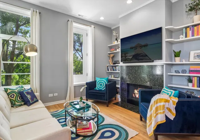 Listing Photo 4 - Condo for sale in building located at 1532 N Paulina St, Chicago, IL 60622 - Unit #O
