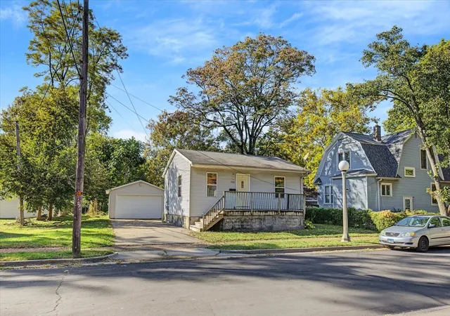 Single family home for sale at 503 S Anderson St, Urbana, IL 61801 | MLS# 12747834