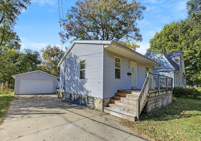 Photo 2 of Single family home for sale at 503 S Anderson St, Urbana, IL 61801 | MLS# 12747834 | Listing updated on 2026-10-24