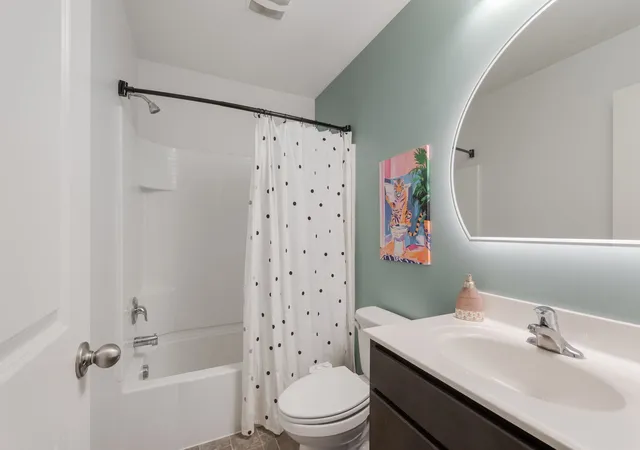Photo 4 of Townhouse for sale at 576 Spring Leaf Dr, Joliet, IL 60431 | MLS# 12747848 | Listing updated on 2026-09-21