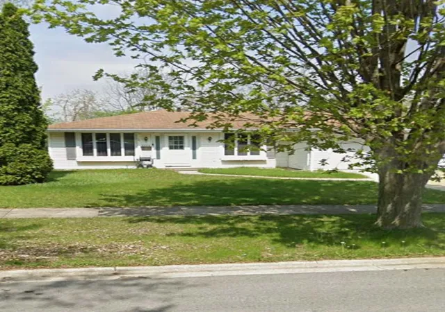 Photo 1 of Single family home for sale at 1213 Brentwood Pl, Joliet, IL 60435 | MLS# 12747865 | Listing updated on 2026-09-06