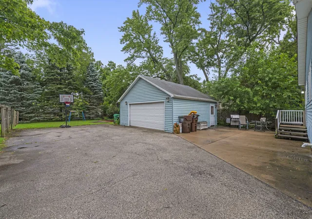 Photo 2 of Single family home for sale at (Undisclosed), Woodstock, IL 60098 | MLS# 12747874 | Listing updated on 2026-09-20
