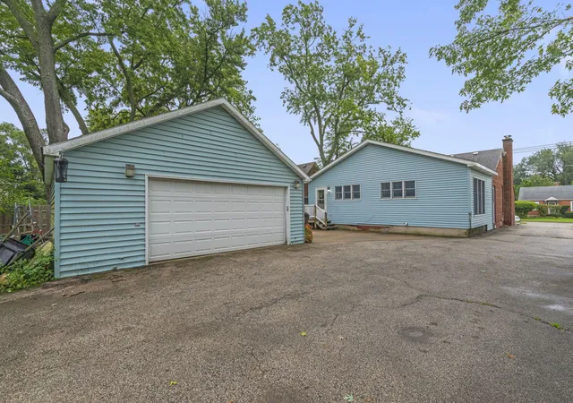 Photo 3 of Single family home for sale at (Undisclosed), Woodstock, IL 60098 | MLS# 12747874 | Listing updated on 2026-09-20
