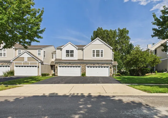 Photo 1 of Townhouse for sale at 6787 Slate Dr, Carpentersville, IL 60110 | MLS# 12747886 | Listing updated on 2026-10-05