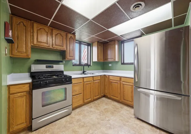 Photo 4 of Single family home for sale at 6559 W 60th Place, Chicago, IL 60638 | MLS# 12747913 | Listing updated on 2026-09-19