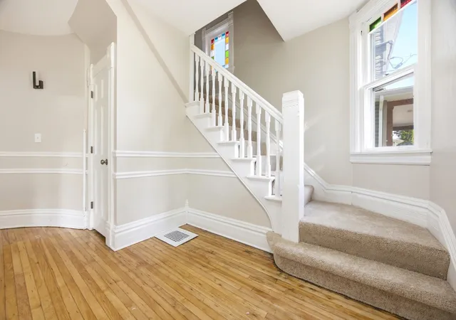 Photo 4 of Single family home for sale at 340 Moseley St, Elgin, IL 60123 | MLS# 12747915 | Listing updated on 2026-09-23