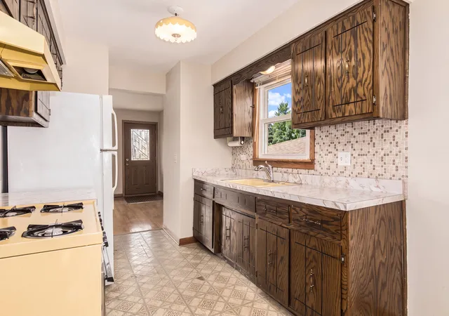 Photo 4 of Single family home for sale at 7234 W Fitch Ave, Chicago, IL 60631 | MLS# 12747922 | Listing updated on 2026-09-17