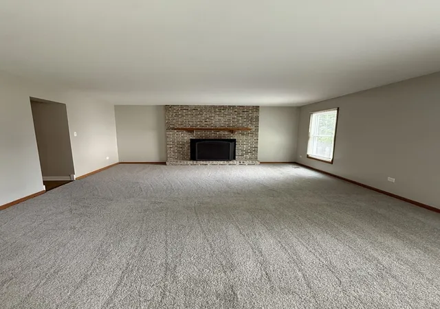 Photo 4 of Single family home for sale at 1711 Corregidor St, Joliet, IL 60435 | MLS# 12747961 | Listing updated on 2026-09-07