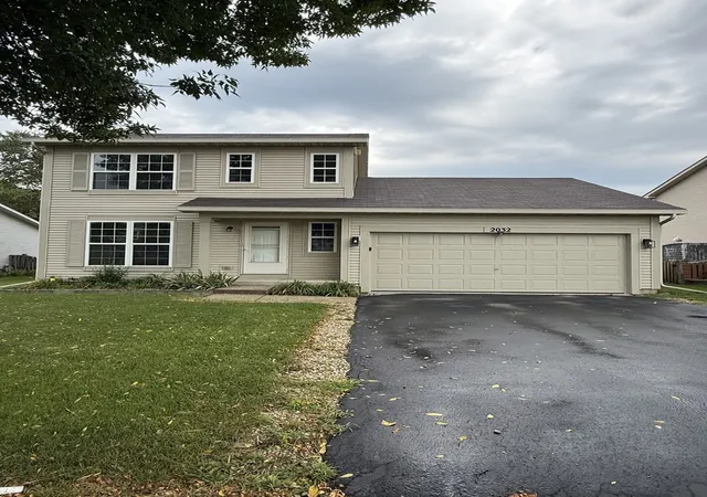 Photo 1 of Single family home for sale at 2032 Wedgewood Cir, Romeoville, IL 60446 | MLS# 12747969 | Listing updated on 2026-09-07