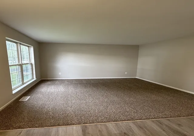 Photo 3 of Single family home for sale at 2032 Wedgewood Cir, Romeoville, IL 60446 | MLS# 12747969 | Listing updated on 2026-09-07