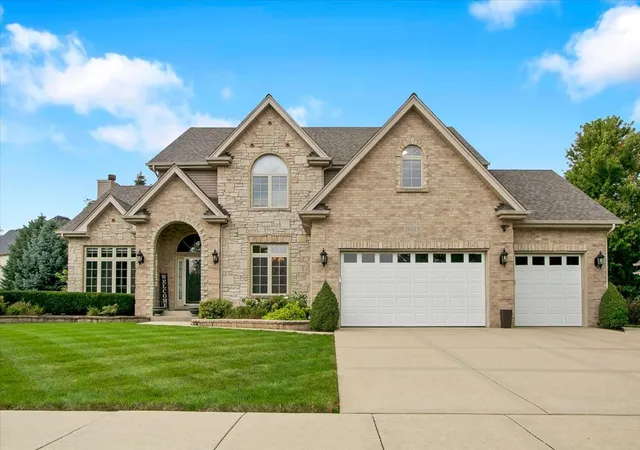 Photo 1 of Single family home for sale at 26519 Silverleaf Dr, Plainfield, IL 60585 | MLS# 12747974 | Listing updated on 2026-09-07