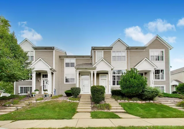 Photo 2 of Townhouse for sale at 3512 Meadow Lily Dr, Joliet, IL 60431 | MLS# 12747980 | Listing updated on 2026-09-23