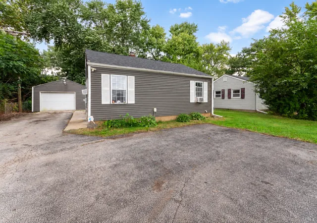 Photo 1 of Single family home for sale at 9s836 State Route 47, Sugar Grove, IL 60554 | MLS# 12748004 | Listing updated on 2026-10-08