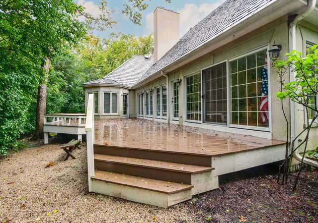 Photo 42 of Single family home for sale at 1 Briarwood Ln, Lincolnshire, IL 60069 | MLS# 12748010 | Listing updated on 2026-10-03